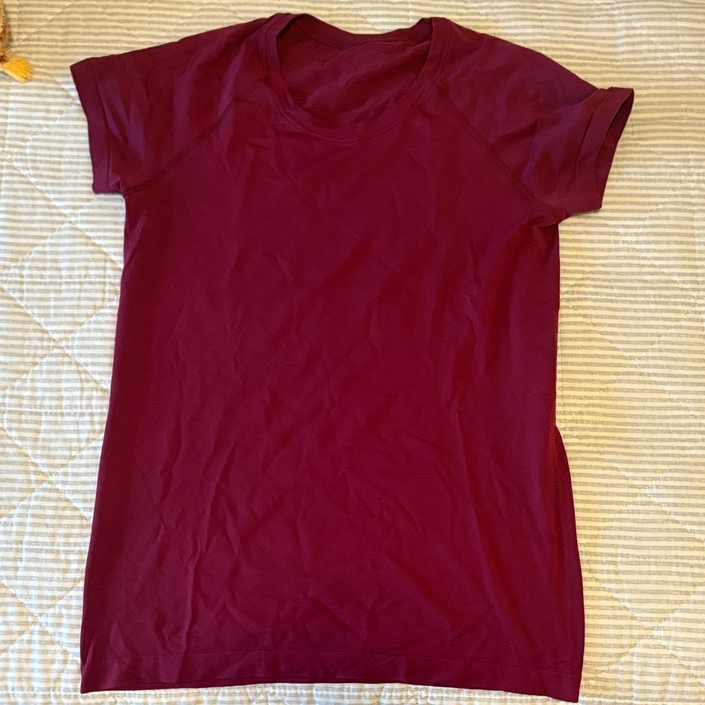 lululemon athletica dark magenta swiftly tech